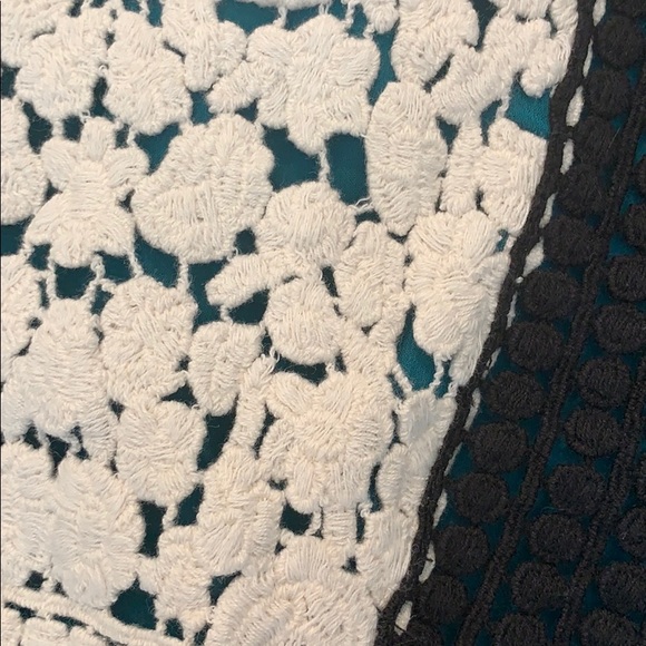 Blouse - Picture 2 of 2